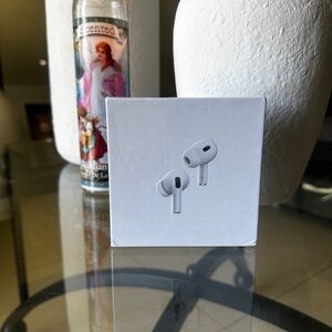 White Wireless Earbuds